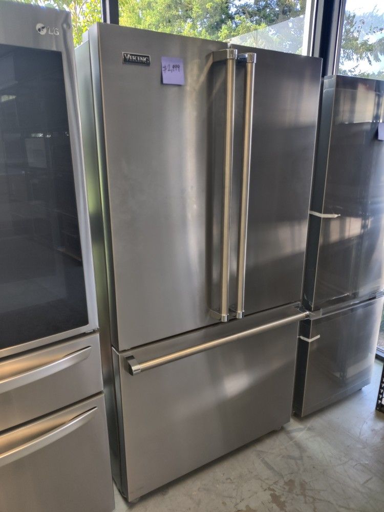 New Viking - French Door Refrigerator - Stainless Steel