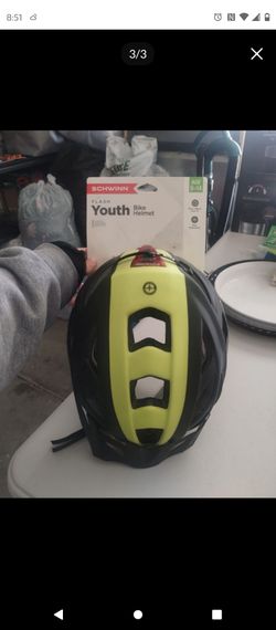 Schwinn Flash Boys' Youth Helmet - Neon