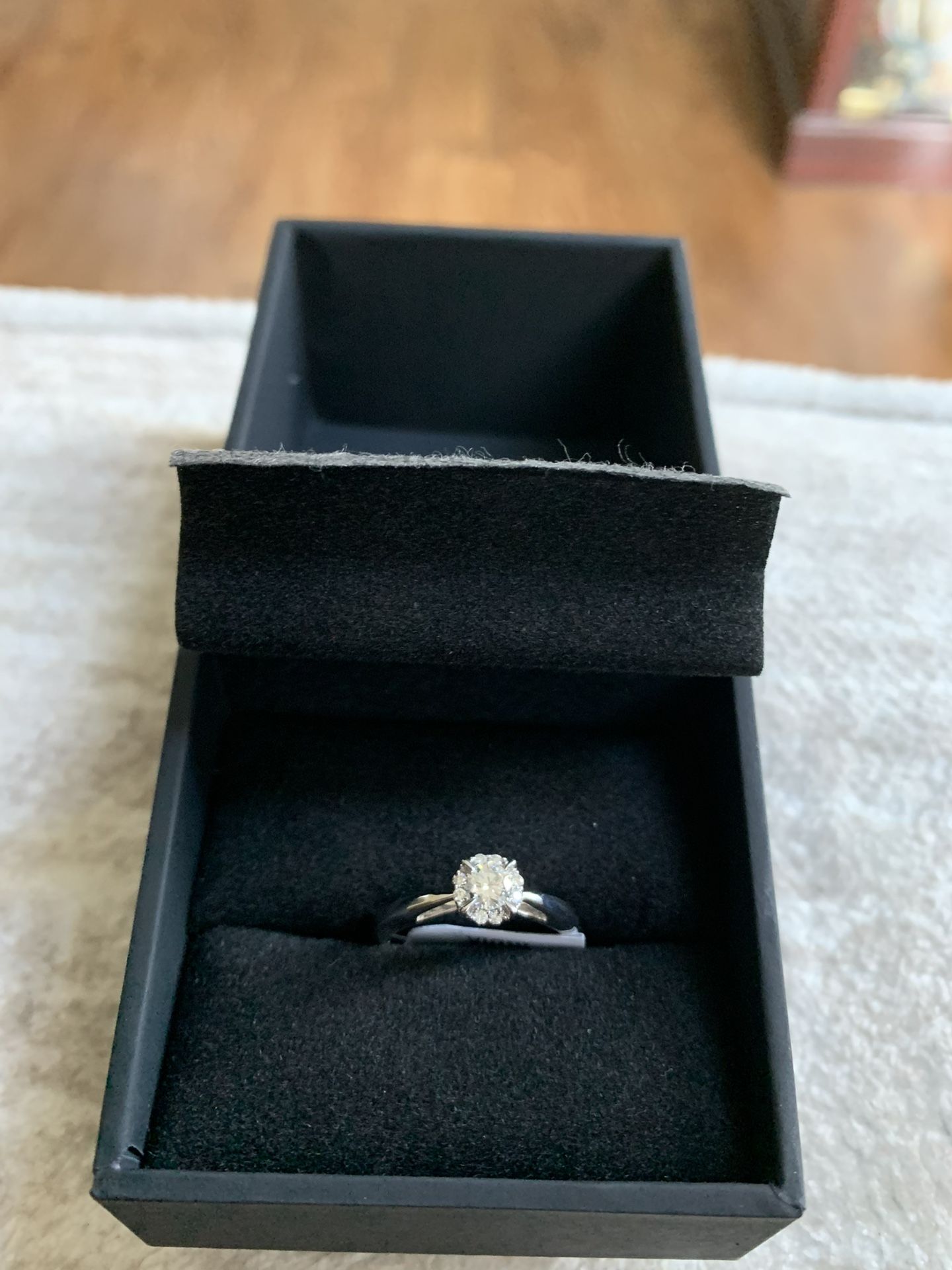 Zales Engagement Ring-never Worn- Size 7