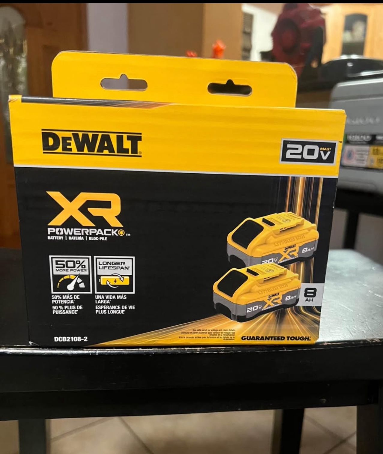 DEWALT 20V MAX XR Lithium-Ion 8.0 Ah Battery Pack (2-Pack)