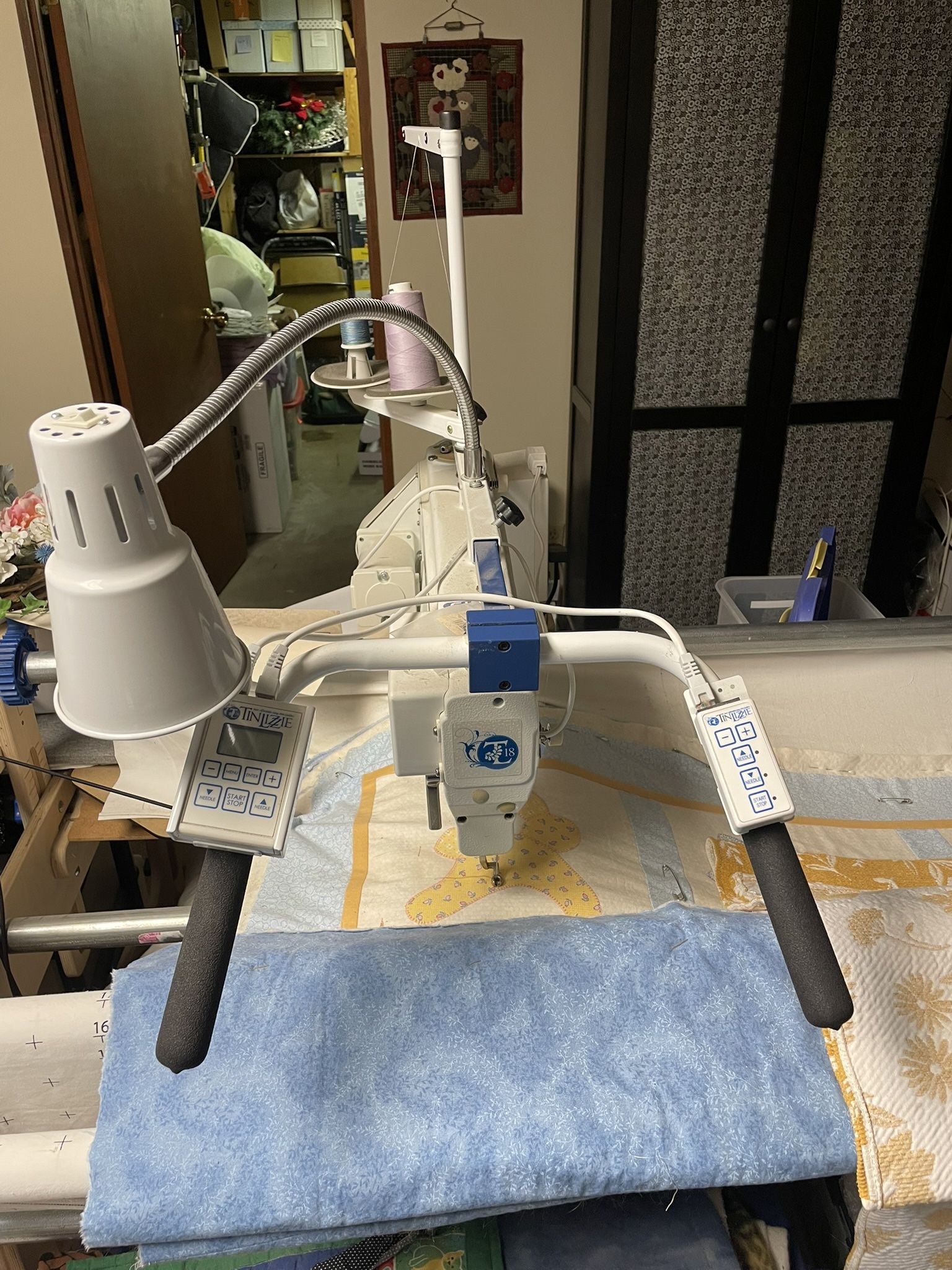 TinLizzie 18” Long Arm Sewing Machine 