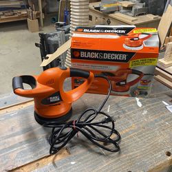 Black&Decker 6” Random Orbit Water & Polisher