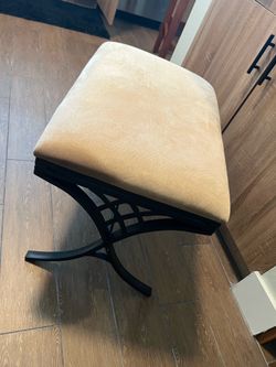 Small sitting bench for bedroom or closet. Light tan fabric. Great condition! Smoke free home.