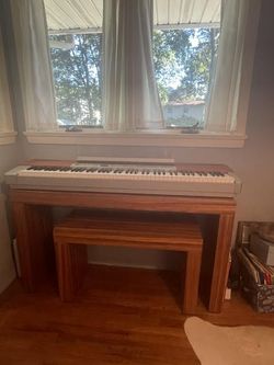 Yamaha P-120 Electronic Piano