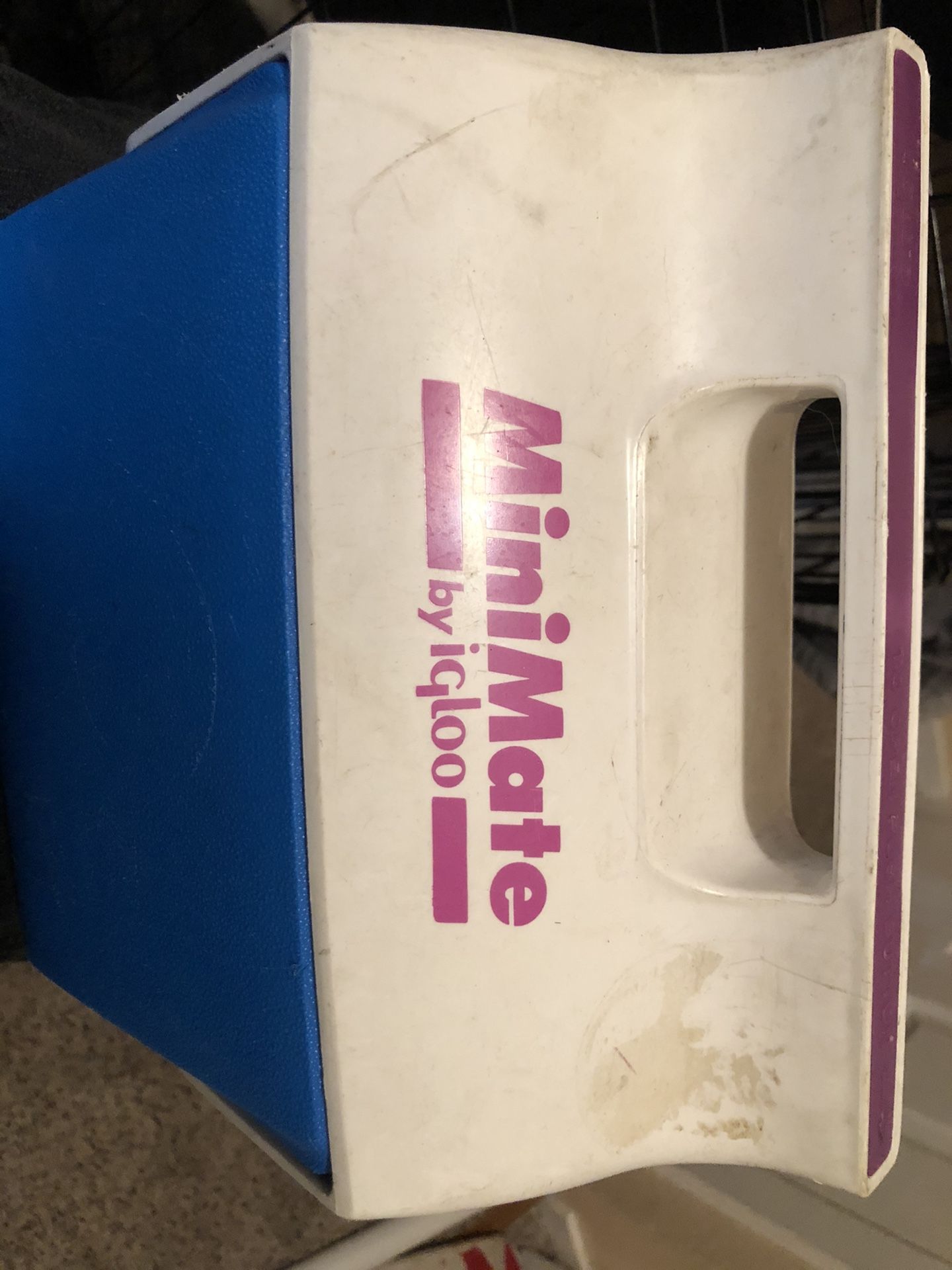 Mini cooler