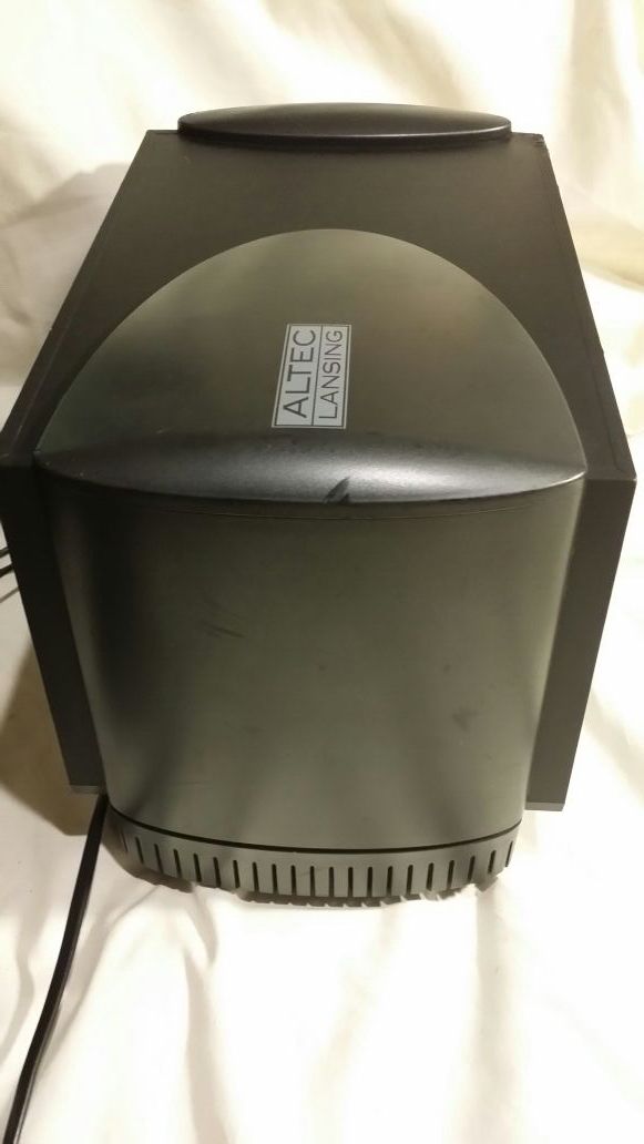ALTEC LANSING MULTIMEDIA COMPUTER SPEAKER SYSTEM Powered Subwoofer ATP3