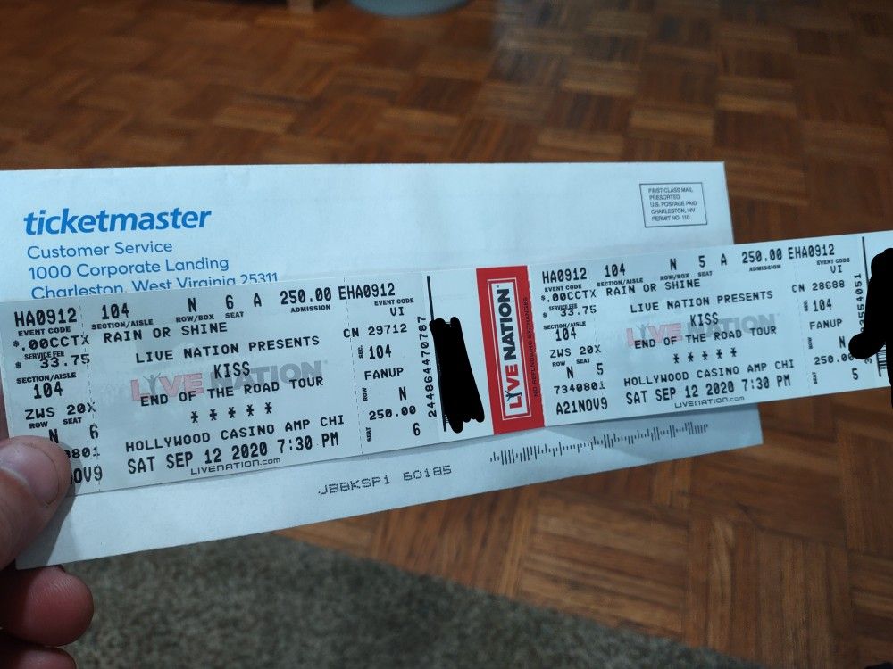 2 Kiss Tickets For Chicago Sold As Pair