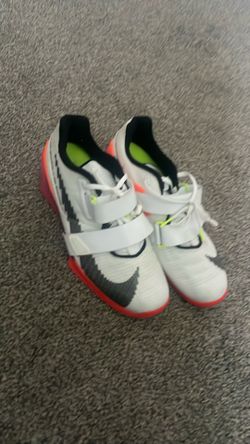 Nike romaleos dj 4487-121 size 9 1/2