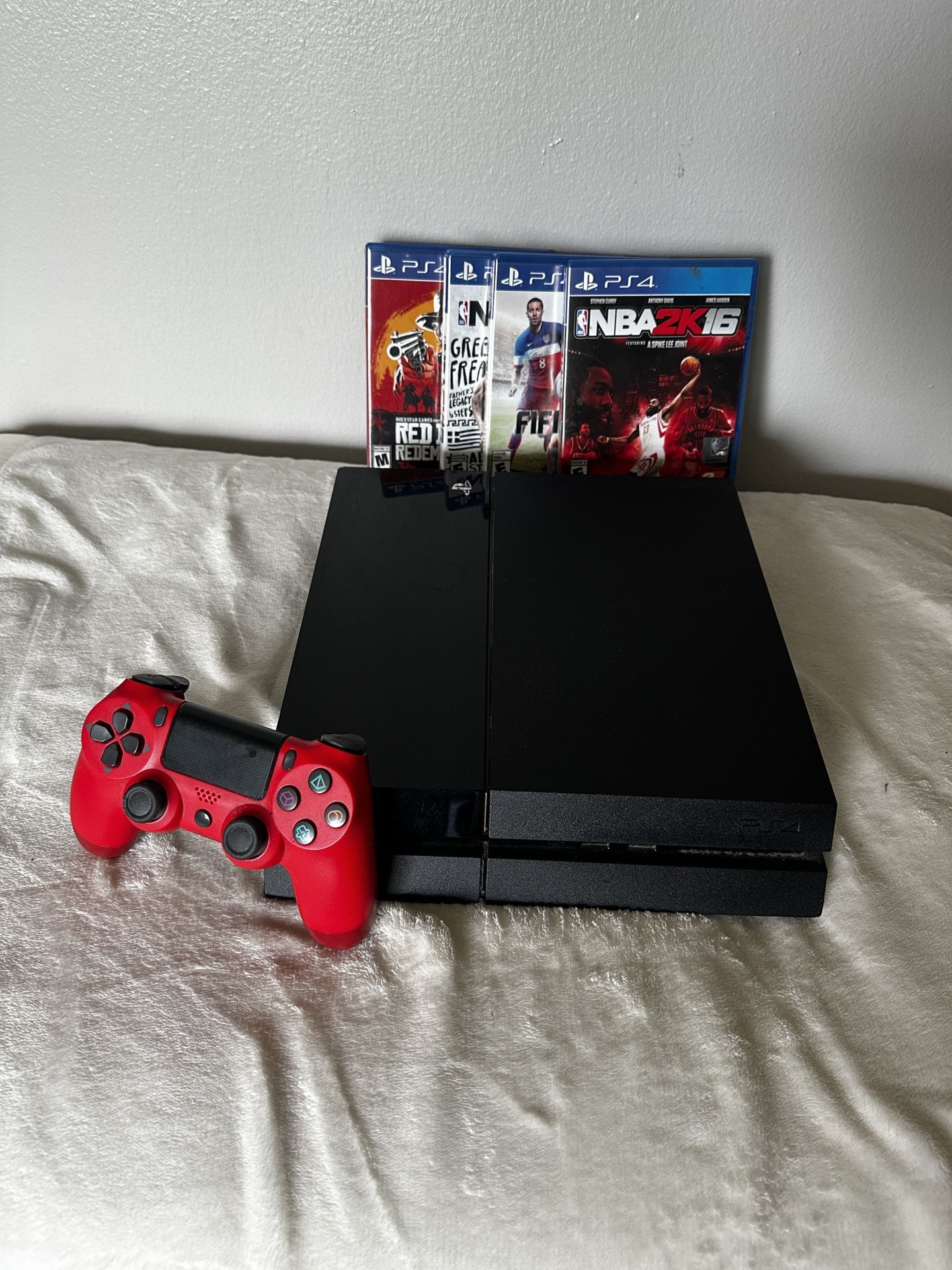 PS4 Plus Remote & Games