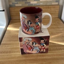 Walt Disney classic Pinocchio collectible