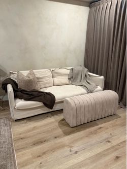 Our flawless 84” length SixPenny couch