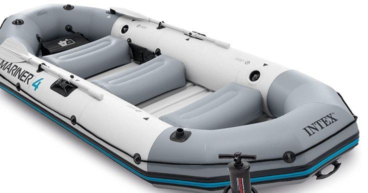 Inflatable Boat / Suzuki 5hp Outboard Motor
