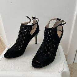 Adrienne Vittadini Nidia Suede Black Ankle Bootie