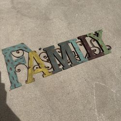 Metal Vintage Family Sign **Free Delivery**