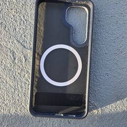 Blue and Red Color Samsung Galaxy S25 Cel Case Like New