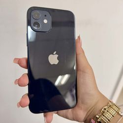 iPhone 12 128GB UNLOCKED✔️