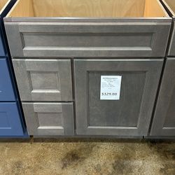 Bathroom Vanities 30" Wide - Left Side Drawers
