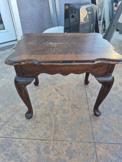 Little wood table