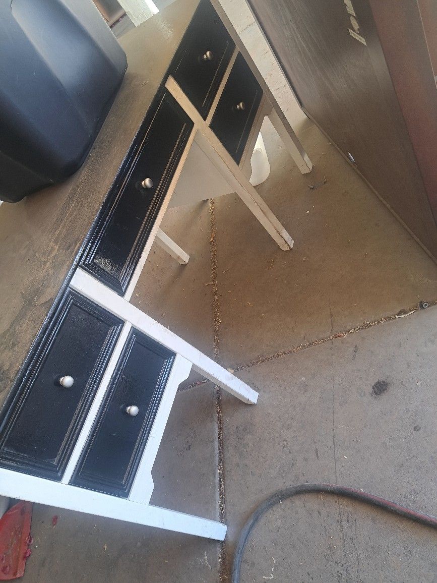Desk White And Black