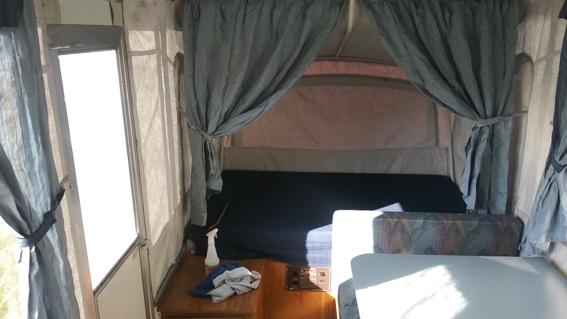 1993 coleman pop up trailer for Sale in Hemet, CA OfferUp