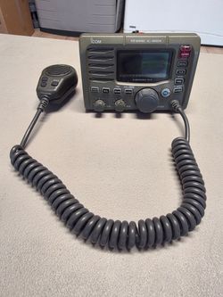 ICOM  VHF Marine