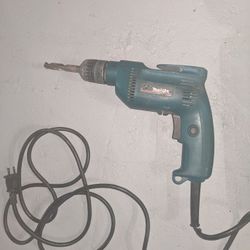 Corded  3/8 Makita Drill Model #6408 With Case