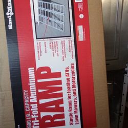 Tri-fold Aluminum Ramp