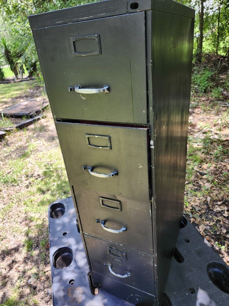 ANTIQUE METAL FILLING CABINET