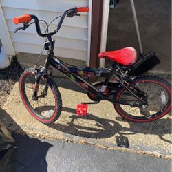 Boys 18” Huffy Avengers Bike