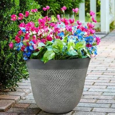 Southern Patio Argenta 22" Resin Planter NEW