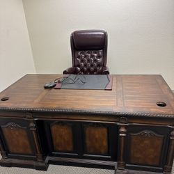 President Desk