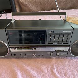Panasonic RX-C45 Boombox Vintage Silver Face