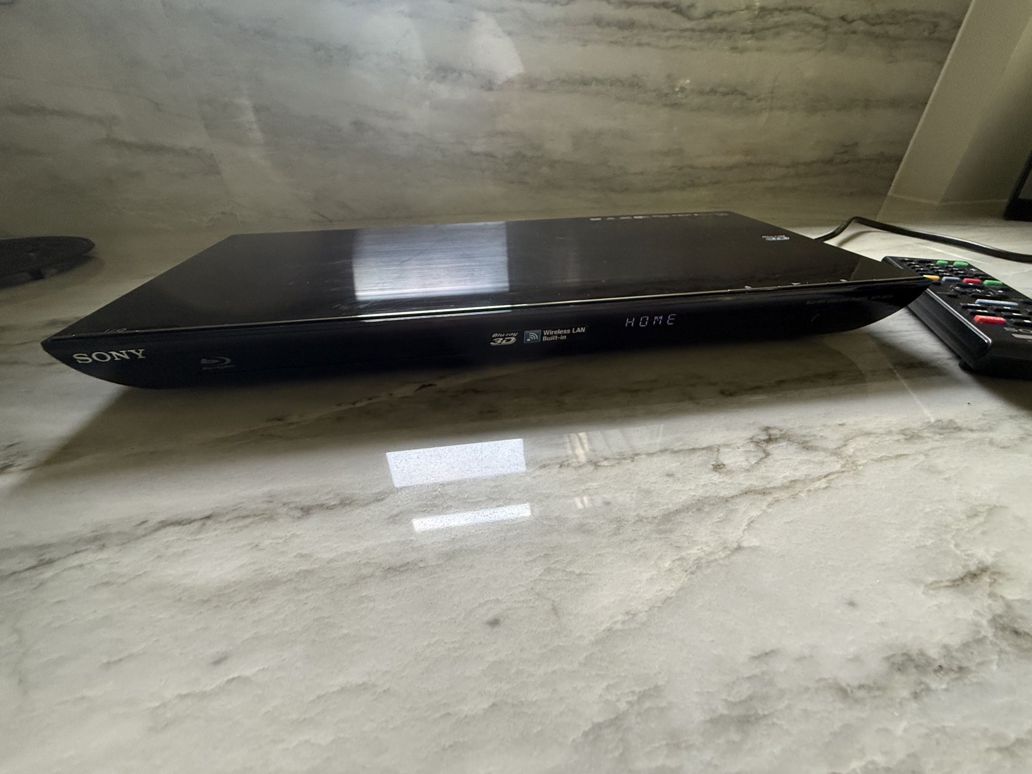 Sony BDP-BX59 Blu-Ray 3D DVD Player WiFi/LAN, Tested Works Good, Ac And Remote