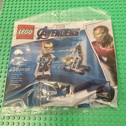 Lego Marvel Avengers Iron Man and Dum-E Polybag #30452 New Sealed
