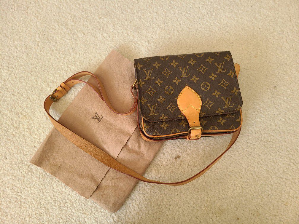 LV Vintage 100% Auth Louis Vuitton Shoulder Bag Cartouchiere GM M51252 Browns Monogram