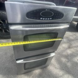 Maytag 27 inch Double Electric Wall Oven with Air Fry Self-cleaning 