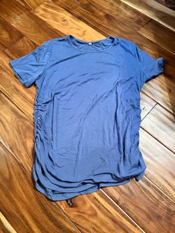 Women’s maternity blue size large t-shirt