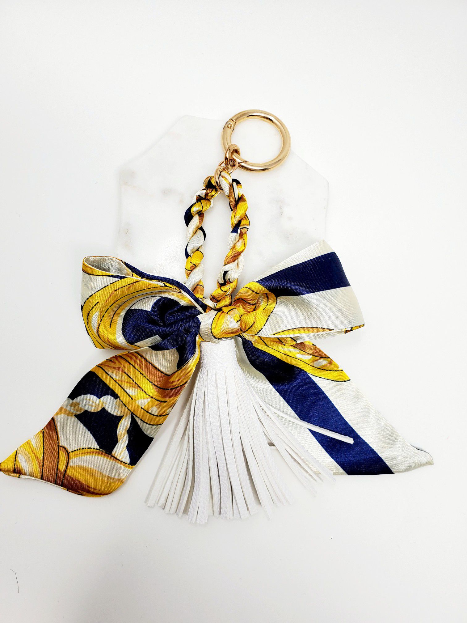 Bag charm with faux leather tassel