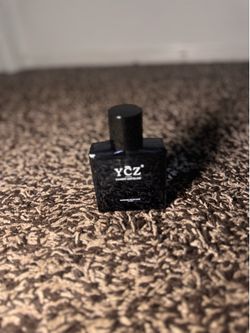 YCZ Marine Perfume Black Bottle