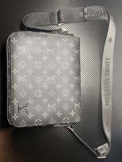 Louis Vuitton District PM (Monogram Eclipse)