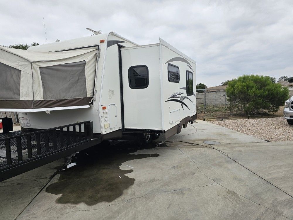 2015 Forest River Rockwood Roo 21SS