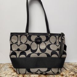 Pre Owned COACH Purses $30 each, Local Pick Up Only