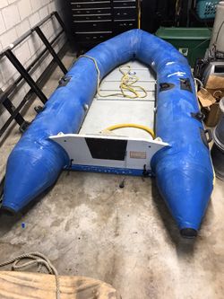 Inflatable dinghy 3 pc floor