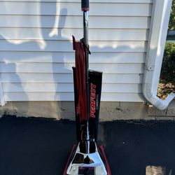 12’ WIDE UPRIGHT VACUUM - BRAND NEW 