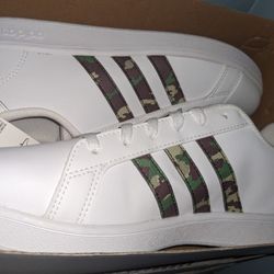 Adidas Women Grand Court K Camo Tennis Sneakers Size 6