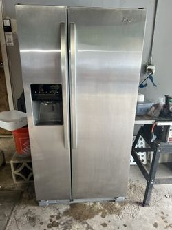 Whirlpool Refrigerator 