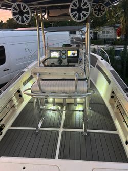 2001 SEAVFOX  motor mercury optimax 2006