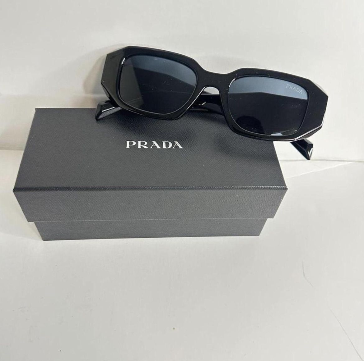 BRAND NEW BLACK PRADA SUNGLASSES WITH TAGS 