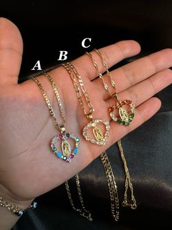 18k Gold Filled Virgin Mary Heart Pendant Necklaces