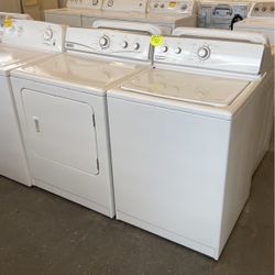 MAYTAG WASHER AND DRYER SET 
